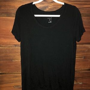 plain black tshirt